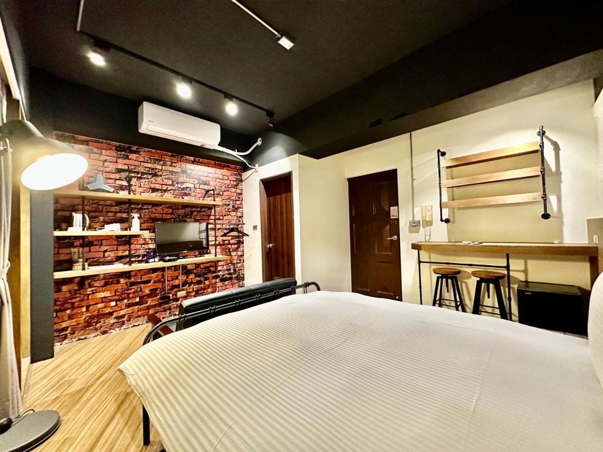 小鹿 Homestay 台中市 エクステリア 写真