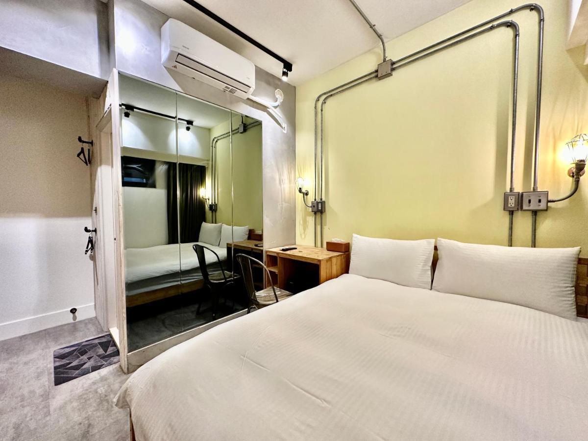 小鹿 Homestay 台中市 エクステリア 写真
