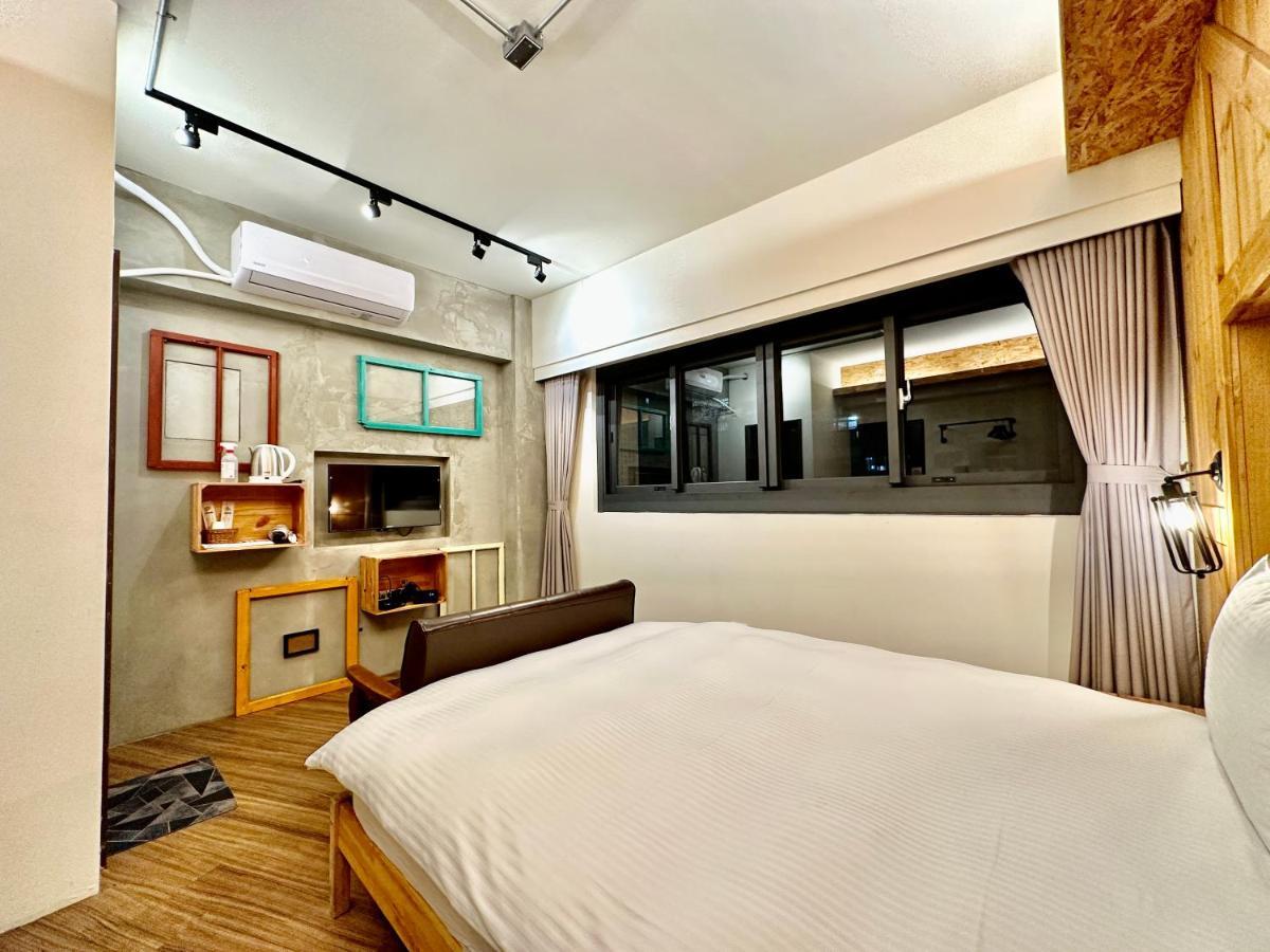 小鹿 Homestay 台中市 エクステリア 写真